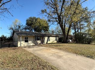 405 S 43rd St, Van Buren, AR 72956
