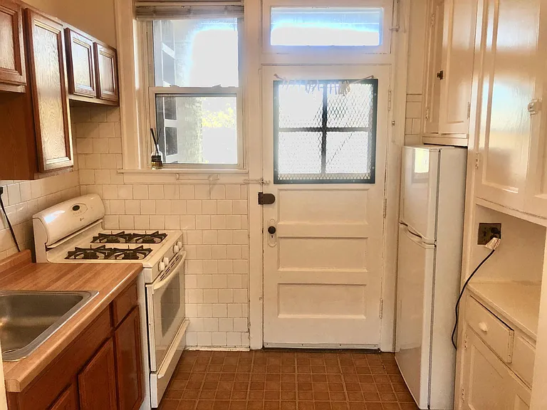 2118 W Giddings St #3A — Photo 3