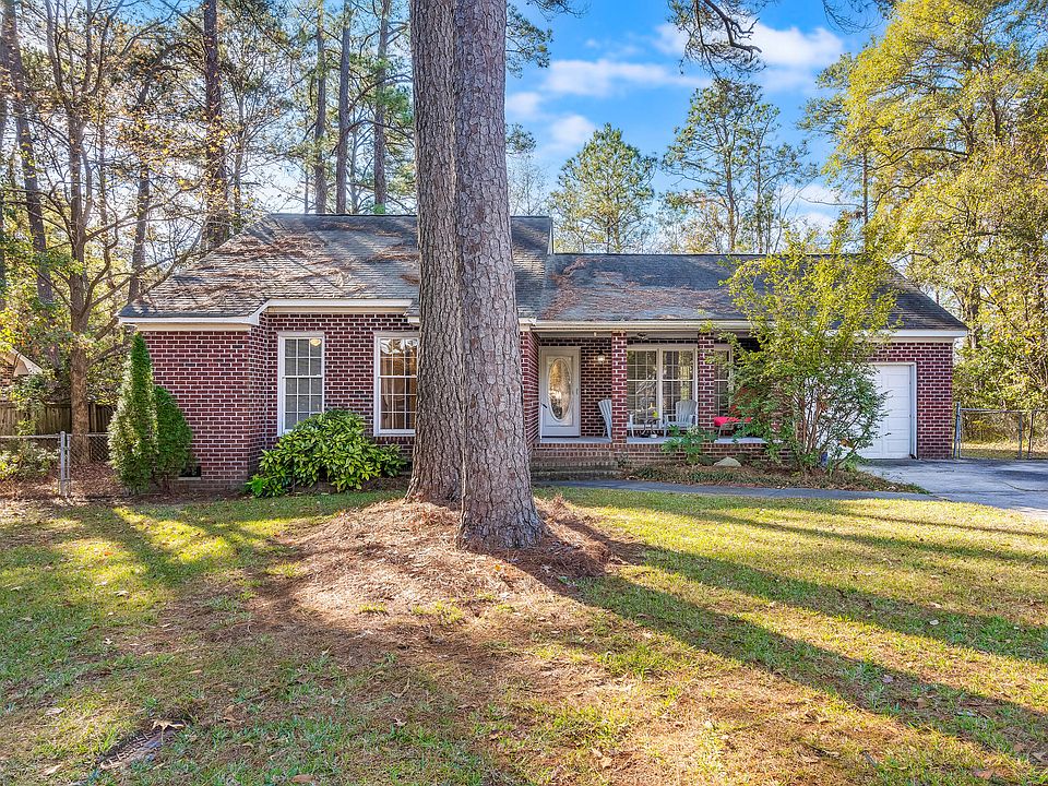 1st image of 113 Summercourt Dr
