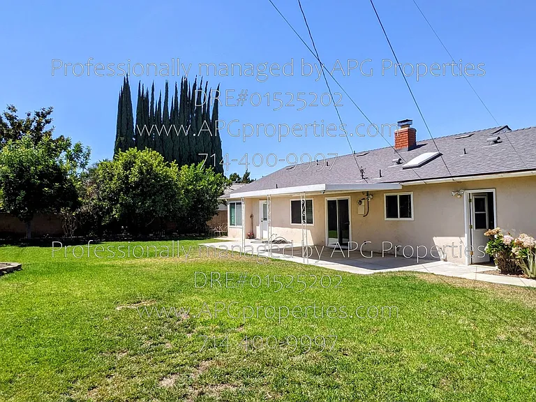 15068 Mountain Spring St — Photo 30