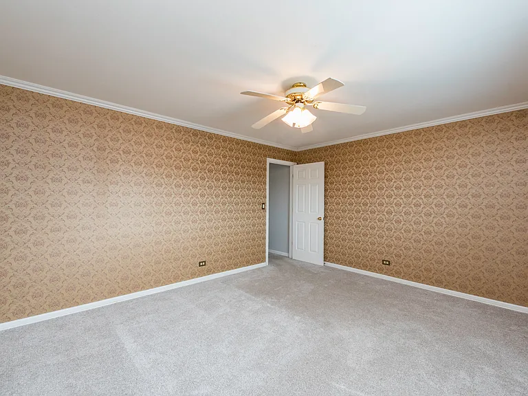 551 W Park Ave #F — Photo 23
