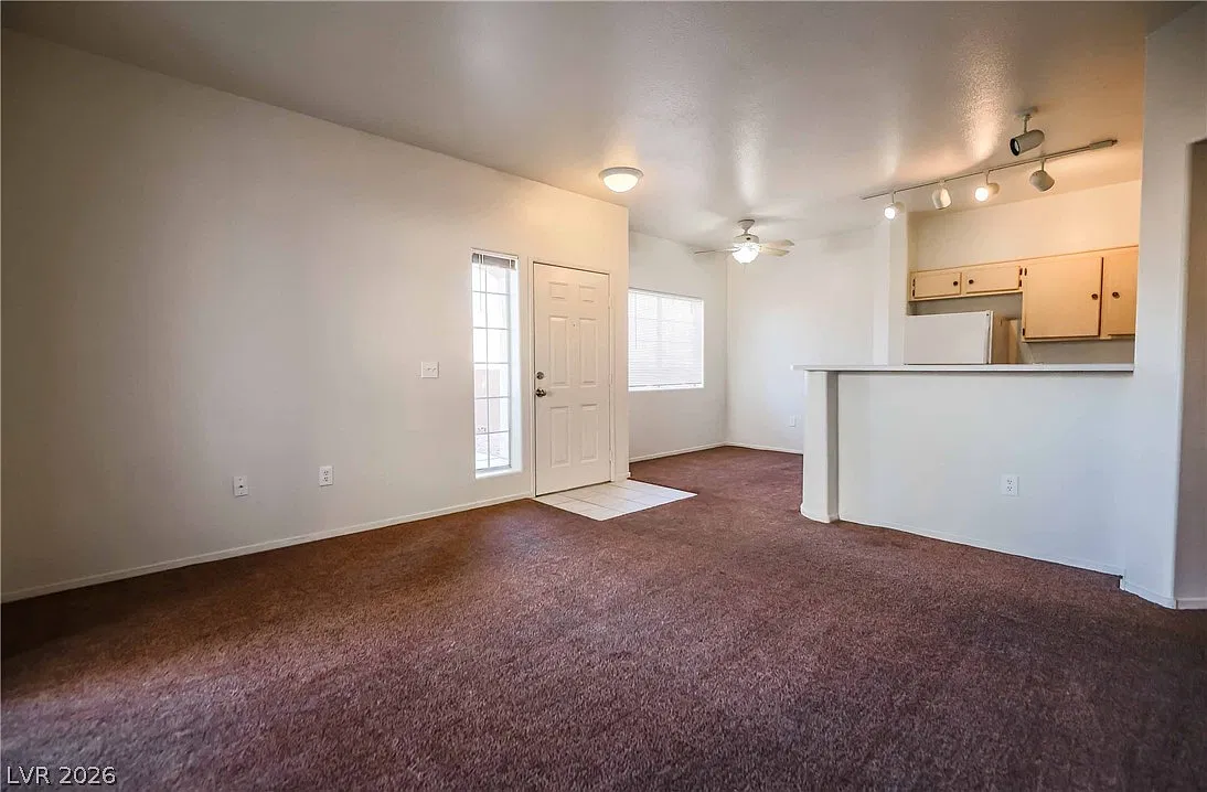 2 bed, 2.0 bath, 968 sqft, $1,350 — Photo 4