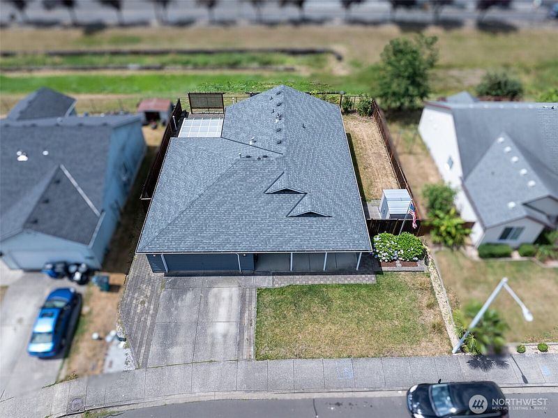 4th image of 1304 NW 19 Court