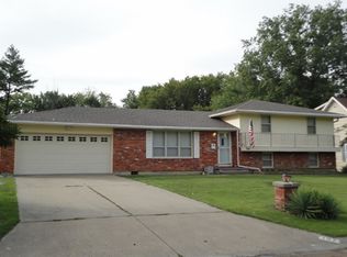 107 SW Boulevard Ct, Sedalia, MO 65301