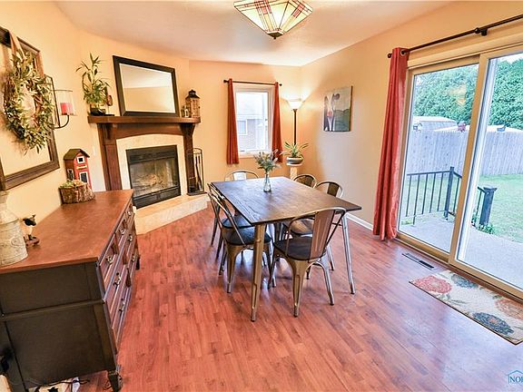 5th image of 2847 Iroquois Dr