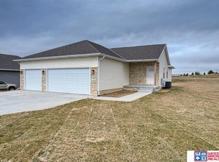 1212 Aster Rd, Lincoln, NE 68521
