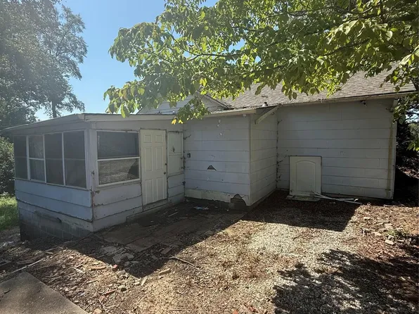 1516 N Aspen St, Lincolnton, NC 28092