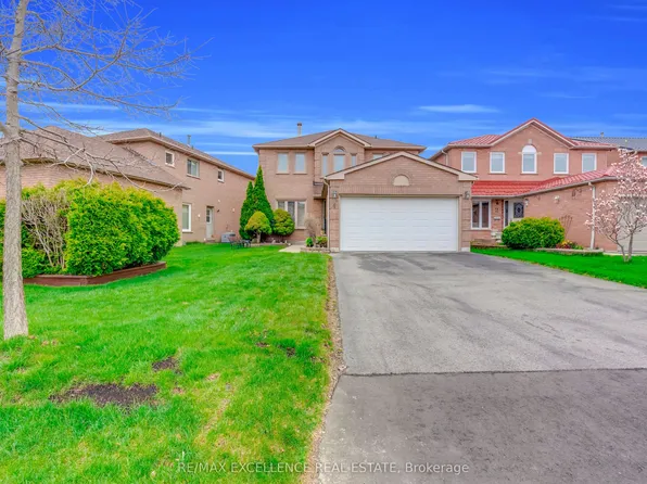 4 Novella Pl, Brampton, ON L6S 5X1