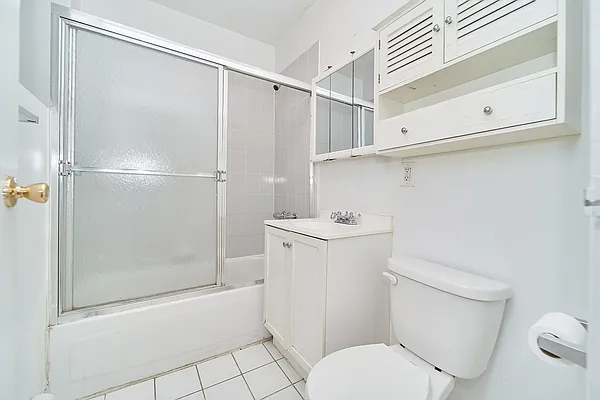 Rented by Living New York | media 22