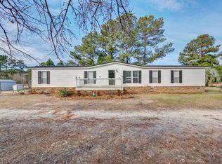 1397 Stillwater Dr, Manning, SC 29102