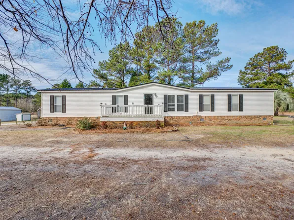 1397 Stillwater Dr, Manning, SC 29102