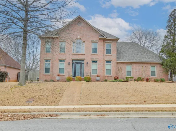 3306 Cedarhurst Dr SW, Decatur, AL 35603