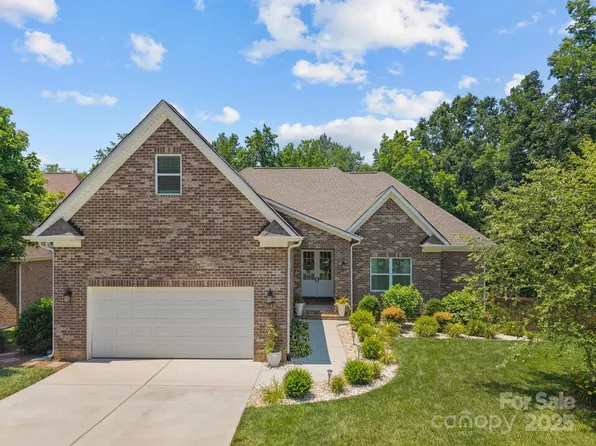 3633 Longpond Ln, Monroe, NC 28110