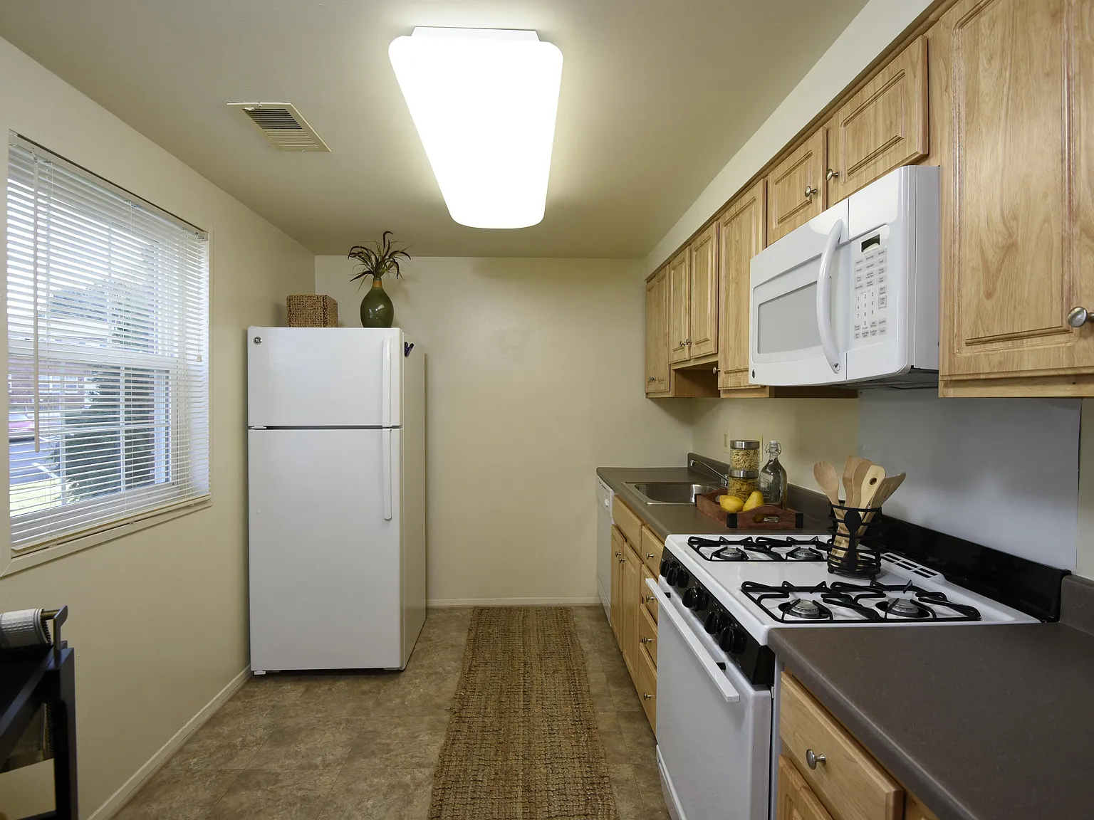 Liberty Gardens Apartments — Photo 2