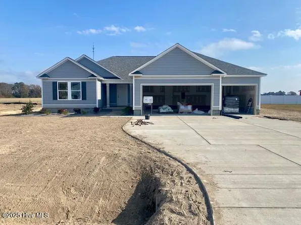 102 Gorman Place, La Grange, NC 28551