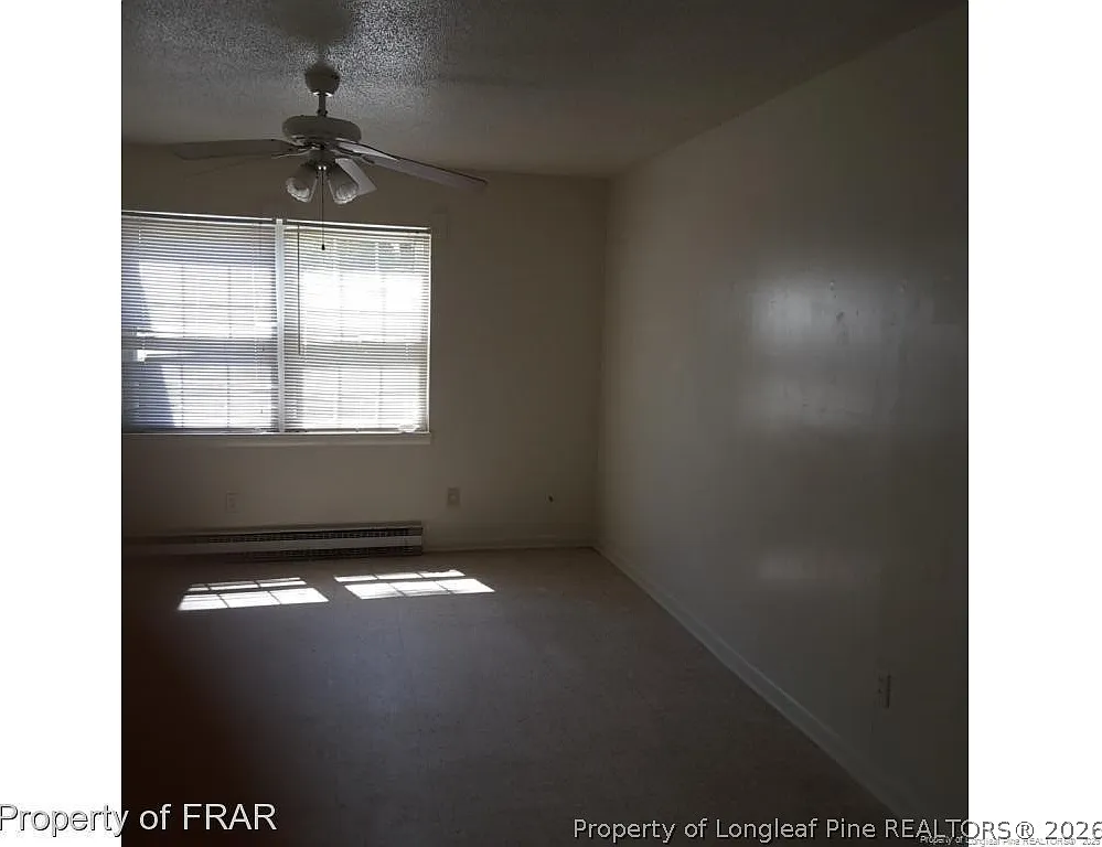 2 bed, 1.0 bath, 1100 sqft, $850 — Photo 2
