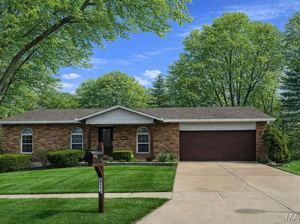 4452 Dantonaire Pl, Saint Louis, MO 63128