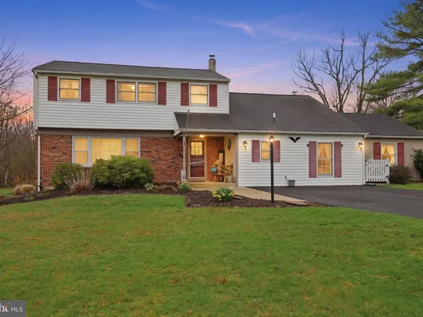 2232 Swamp Rd, Fountainville, PA 18923