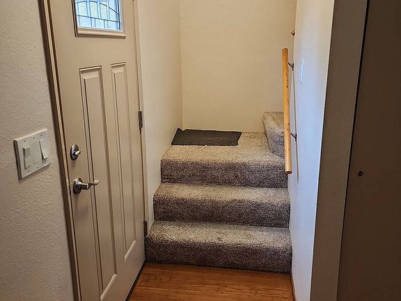 3rd image of 2558 River Rd #362