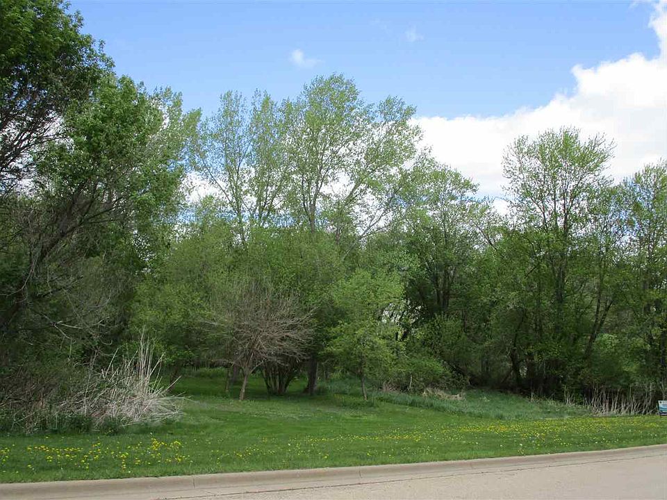 2nd image of 18th St