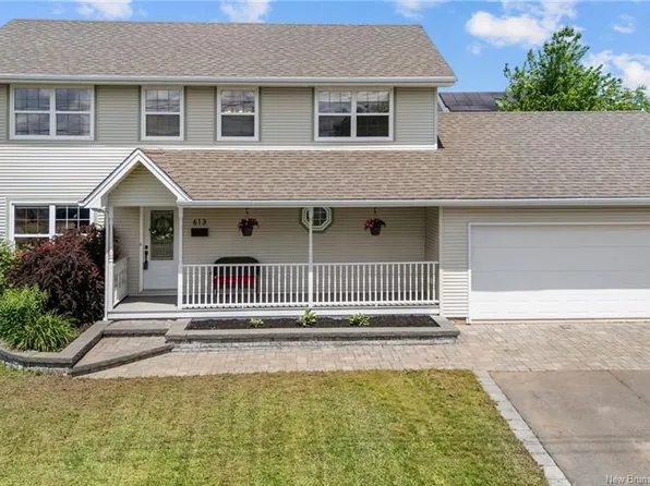 613 Clarence Cormier St, Dieppe, NB E1A 6X5
