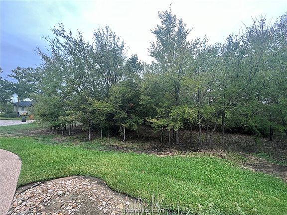 4th image of 1022 Sanctuary Ct