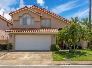 1668 Olympus Loop Dr, Vista, CA 92081