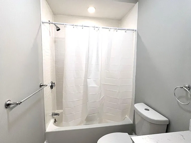 73 Pearl St #1 — Photo 11