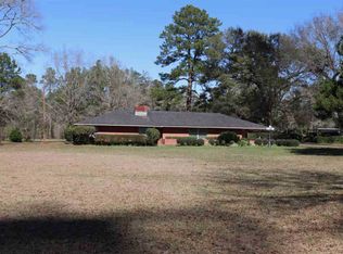 976 Twin Bridges Rd, Silsbee, TX 77656