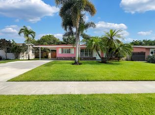 3906 Chickasha Rd, Lake Worth, FL 33462