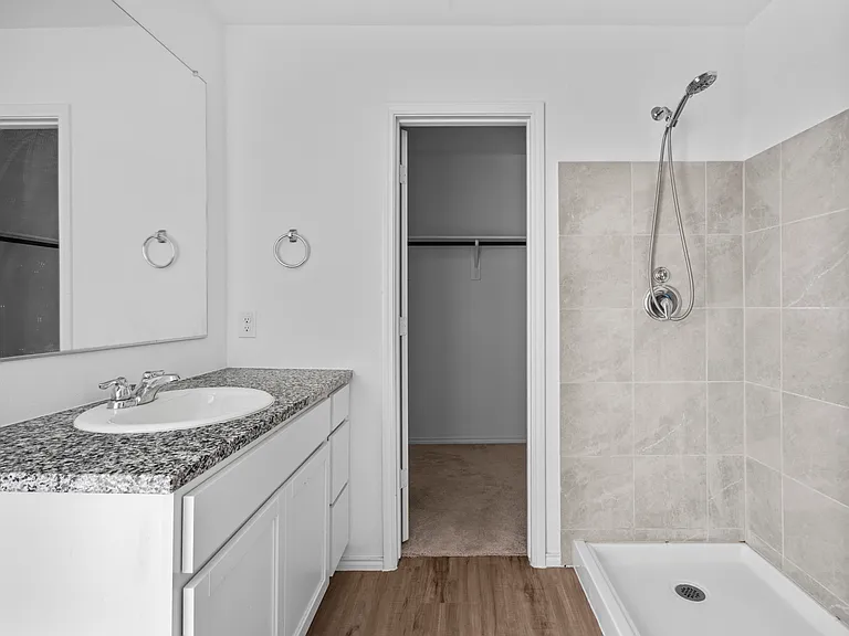 1436 Mahogany Ln — Photo 10