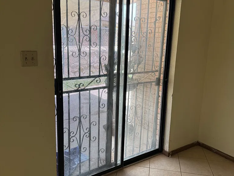 8615 Chinchilla Ln — Photo 16