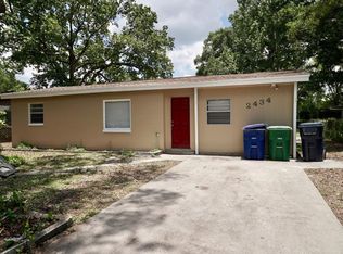 2434 N Ramona Cir, Tampa, FL 33612