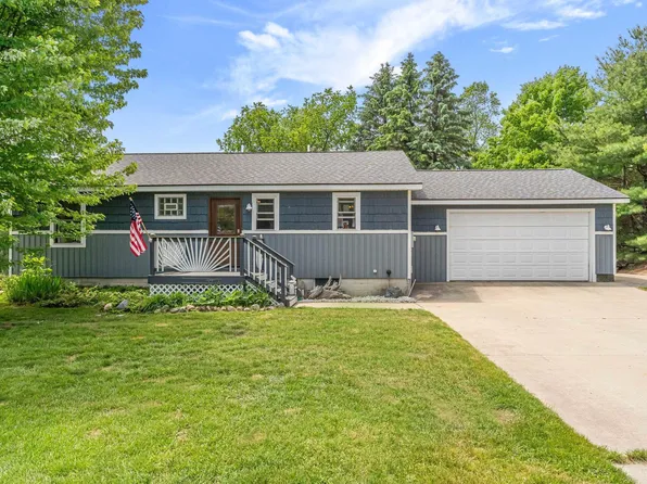 390 S Marshall Rd, Beulah, MI 49617
