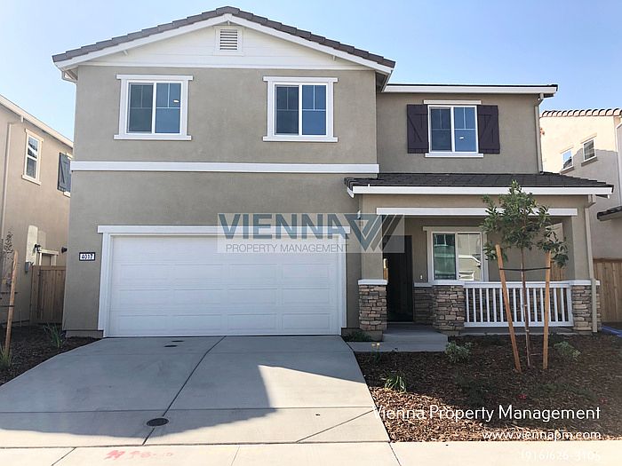 1st image of 4017 Parkmoor Ln