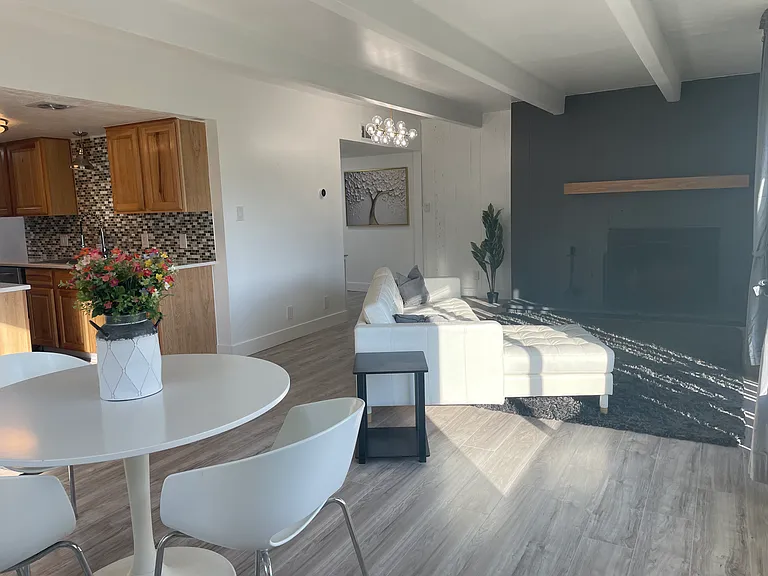 2525 S Dayton Way #1305 — Photo 4