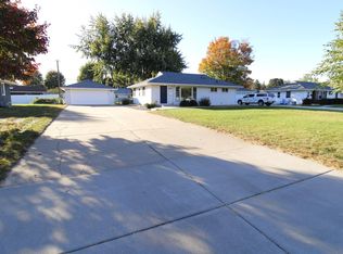 8424 5th Ave S, Bloomington, MN 55420