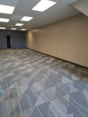 36 E Main St — Photo 9