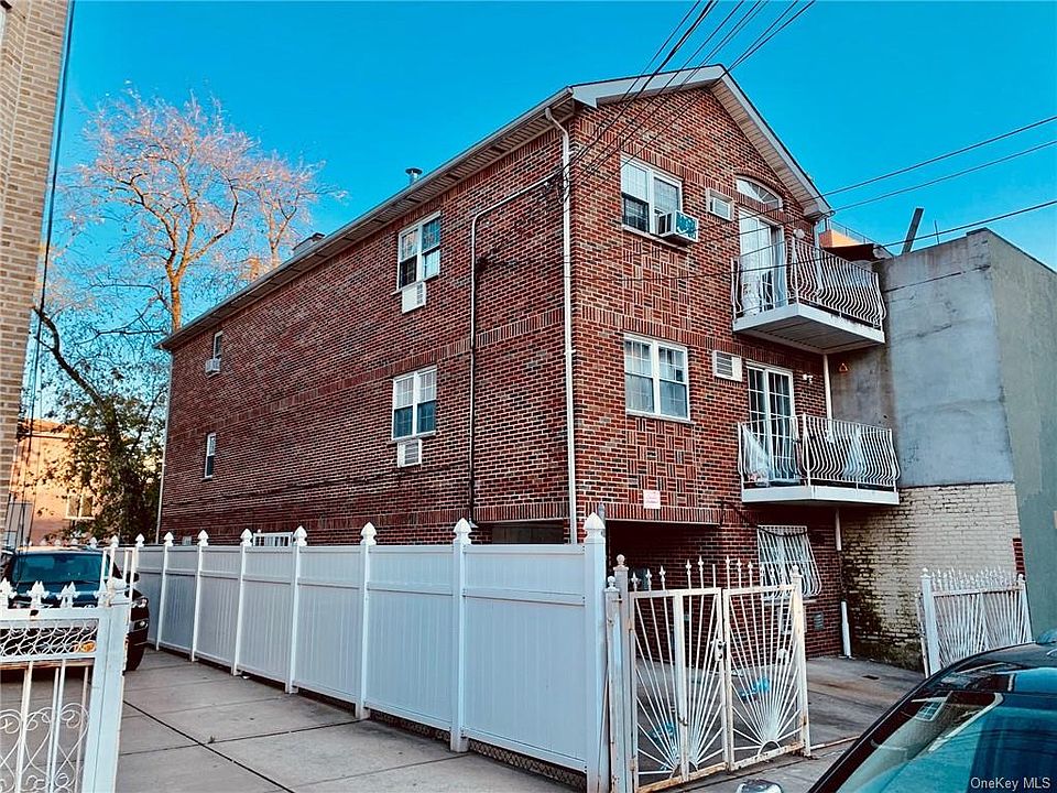 2nd image of 3253 105th St
