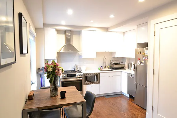 Rented by Owner | media 18