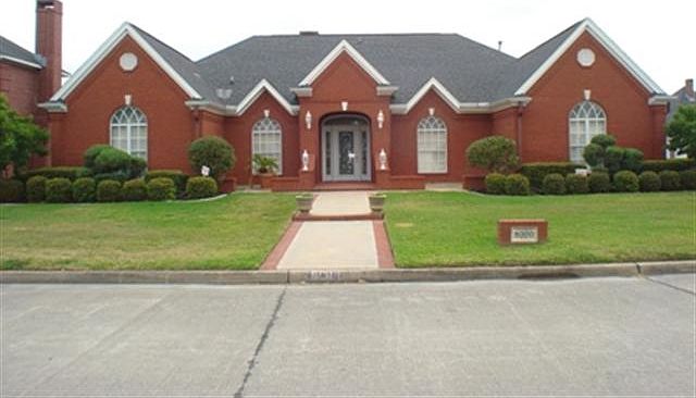 1st image of 8000 Eyre Dr