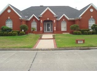 8000 Eyre Dr, Port Arthur, TX 77642