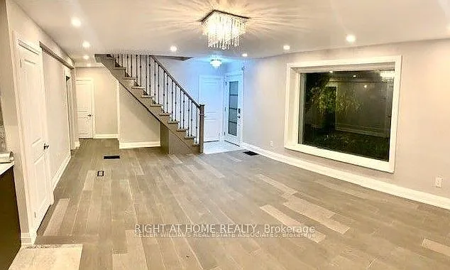 442 Broadway Ave #UPPER — Photo 4