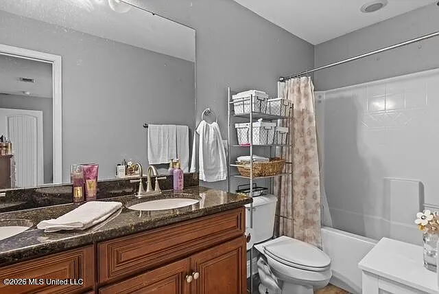 2184 Volterra Cir — Photo 15
