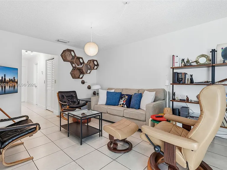 13933 SW 46th Ter #324 — Photo 9