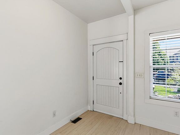 5th image of 12044 W Carlisle Bay St