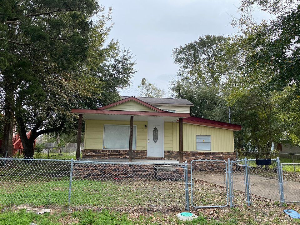 1st image of 348 Keller Ave