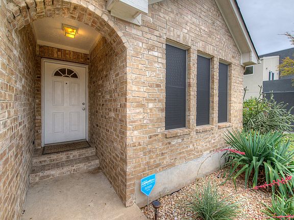 5th image of 3009 Sunridge Dr