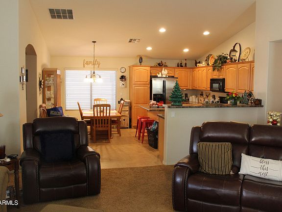 4th image of 45960 W Guilder Ave