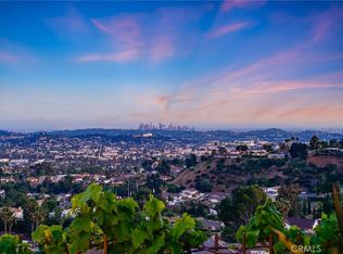 1186 Old Phillips Rd, Glendale, CA 91207